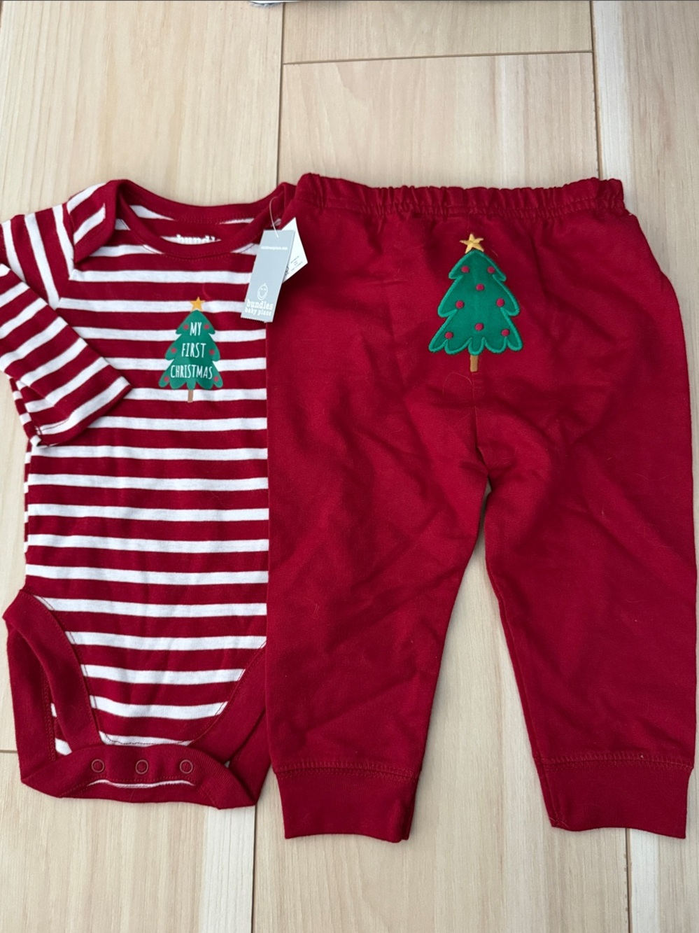 NWT The Children’s Place Baby Holiday Two-Piece Set - Red & White Christmas Tree